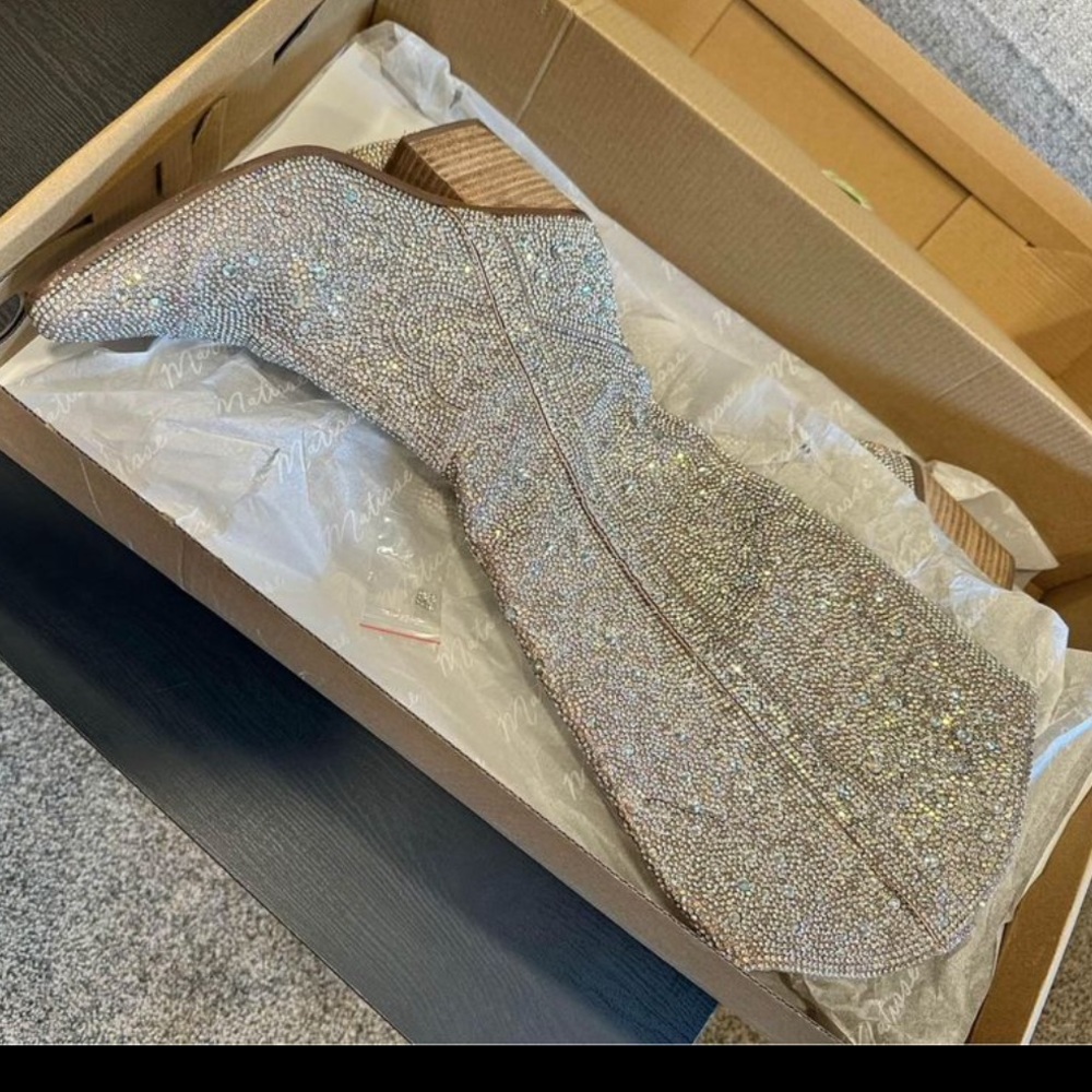 Nashville Crystal boots by Matisse ALTAR’D STATE **worn once** 7.5 true to size!